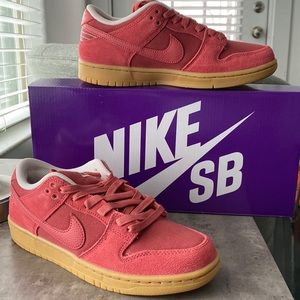 NIKE SB dunk low pro Adobe.